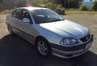 Toyota Avensis vaihtoauto