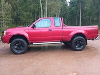 Nissan NP300 vaihtoauto