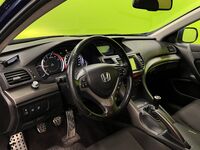 Honda Accord vaihtoauto