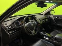 Honda Accord vaihtoauto