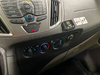 Ford Tourneo Custom vaihtoauto