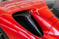 Ferrari SF90 vaihtoauto