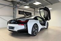 BMW i8 vaihtoauto
