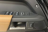 Land Rover Defender vaihtoauto