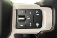 Land Rover Defender vaihtoauto