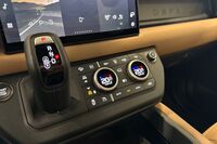 Land Rover Defender vaihtoauto