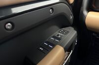 Land Rover Defender vaihtoauto