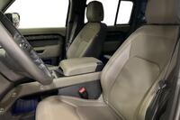 Land Rover Defender vaihtoauto