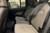 Land Rover Defender vaihtoauto