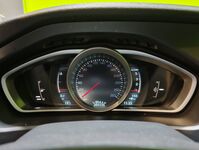 Volvo V40 Cross Country vaihtoauto