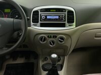 Hyundai Accent vaihtoauto