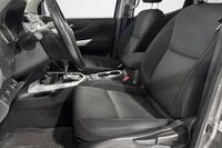 Nissan Navara vaihtoauto