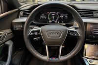 Audi Q8 e-tron vaihtoauto