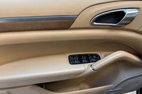 Porsche Cayenne vaihtoauto