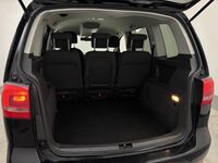Volkswagen Touran vaihtoauto