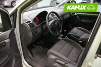 Volkswagen Touran vaihtoauto