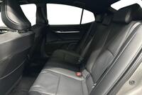 Toyota Camry vaihtoauto