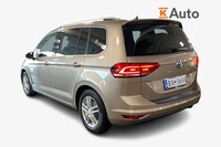 Volkswagen Touran vaihtoauto