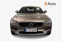 Volvo V90 Cross Country vaihtoauto