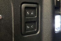 Land Rover Defender vaihtoauto
