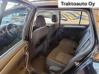 Volkswagen Golf Sportsvan vaihtoauto