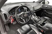 Porsche Cayenne vaihtoauto
