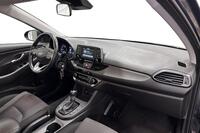 Hyundai i30 5d vaihtoauto