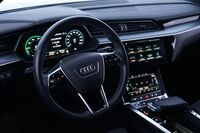Audi Q8 e-tron vaihtoauto