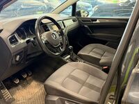 Volkswagen Golf Sportsvan vaihtoauto