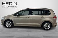 Volkswagen Touran vaihtoauto