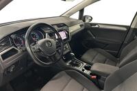 Volkswagen Touran vaihtoauto