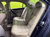 Honda Accord vaihtoauto