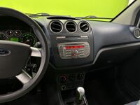Ford Tourneo Connect vaihtoauto