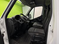 Nissan NV400 vaihtoauto