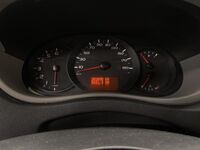 Nissan NV400 vaihtoauto