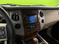 Ford Expedition vaihtoauto
