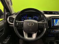 Toyota Hilux vaihtoauto