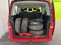 Volkswagen Caravelle vaihtoauto
