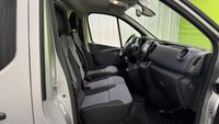 Opel Vivaro vaihtoauto