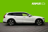 Volvo V60 Cross Country vaihtoauto