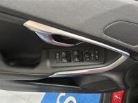 Volvo V40 Cross Country vaihtoauto