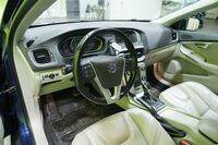 Volvo V40 Cross Country vaihtoauto