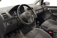 Volkswagen Touran vaihtoauto