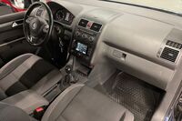 Volkswagen Touran vaihtoauto