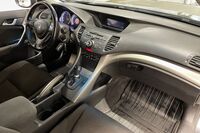 Honda Accord vaihtoauto