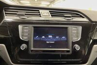 Volkswagen Touran vaihtoauto