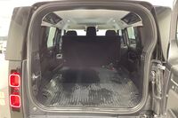 Land Rover Defender vaihtoauto