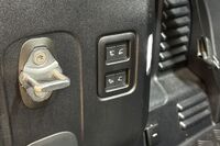 Land Rover Defender vaihtoauto