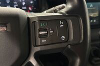 Land Rover Defender vaihtoauto