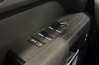 Land Rover Defender vaihtoauto